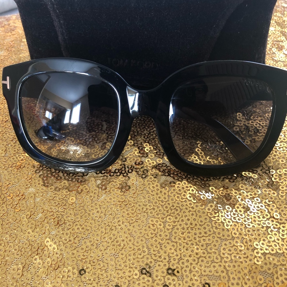Authentic Tom Ford Black Sunglasses 🕶